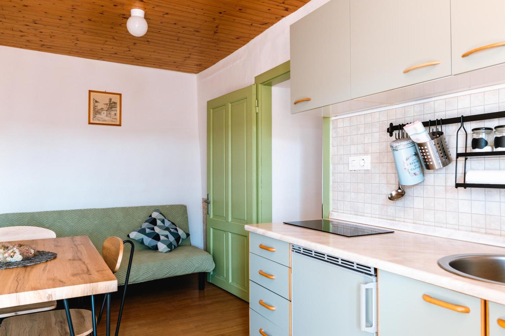 Apartment Valetovi Štanjel Rum bild